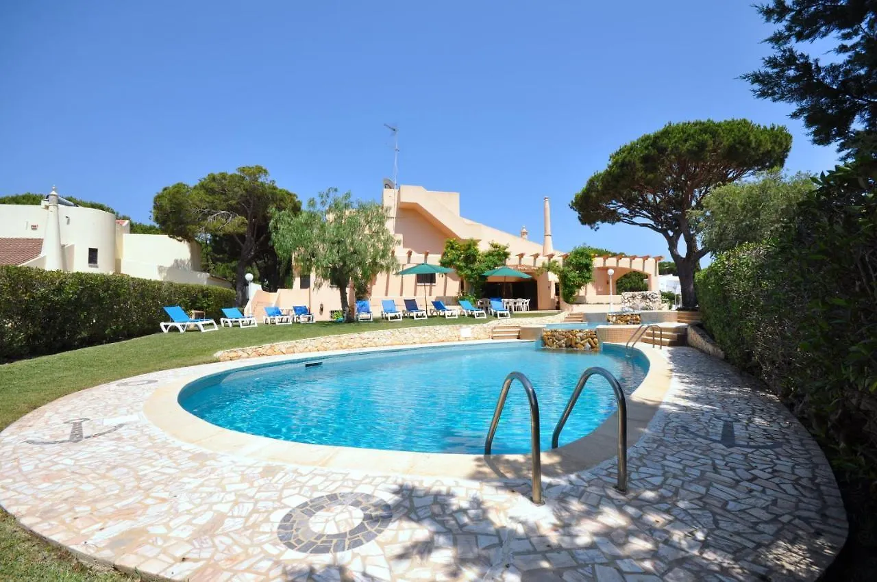 Set In Good Sized, Mature Gardens Which Afford A Very Good Degree Of Privacy And Loule Portugal