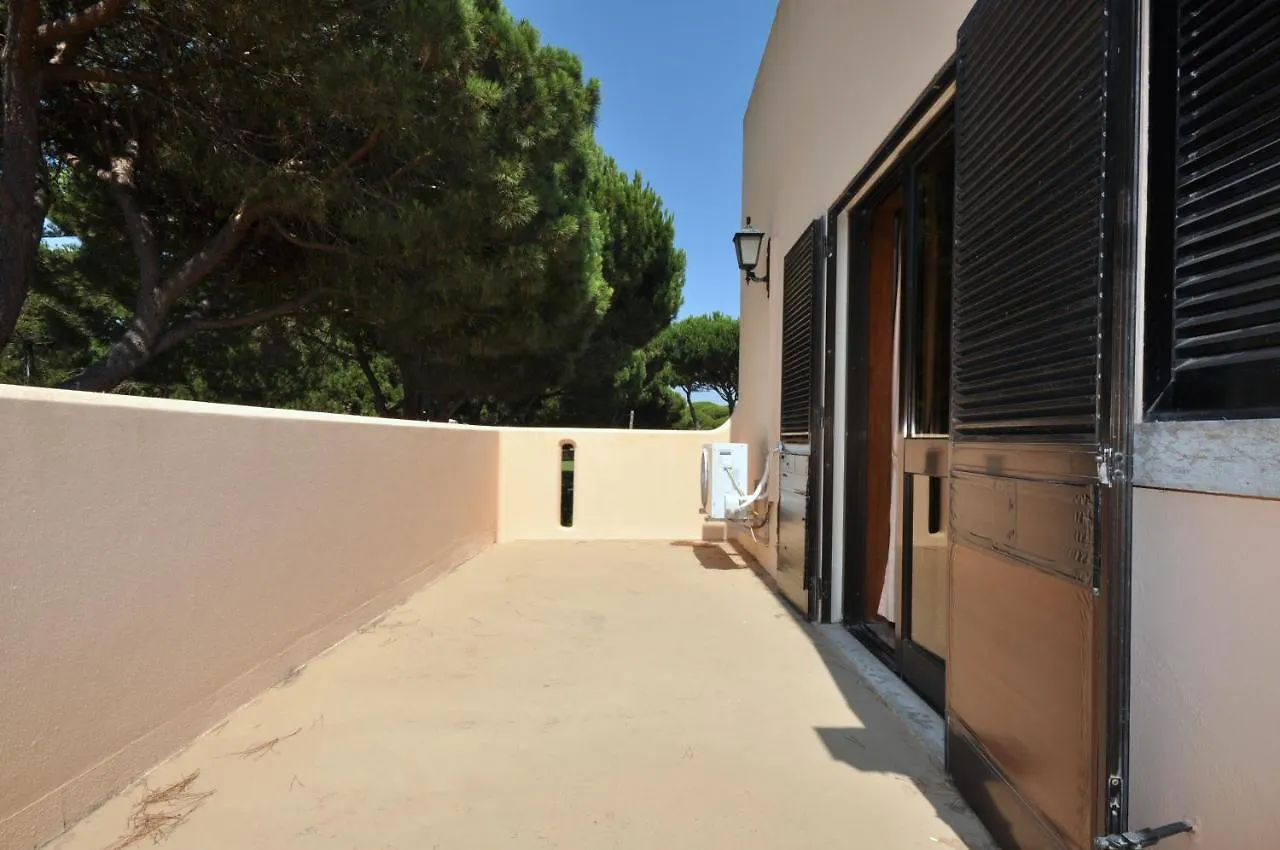 Villa Set In Good Sized, Mature Gardens Which Afford A Very Good Degree Of Privacy And Loule