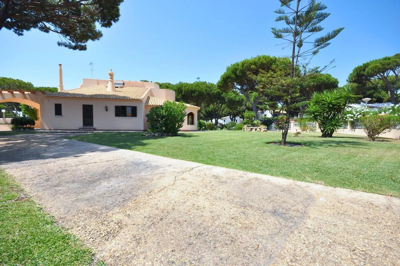 Set In Good Sized, Mature Gardens Which Afford A Very Good Degree Of Privacy And Loule Portugal